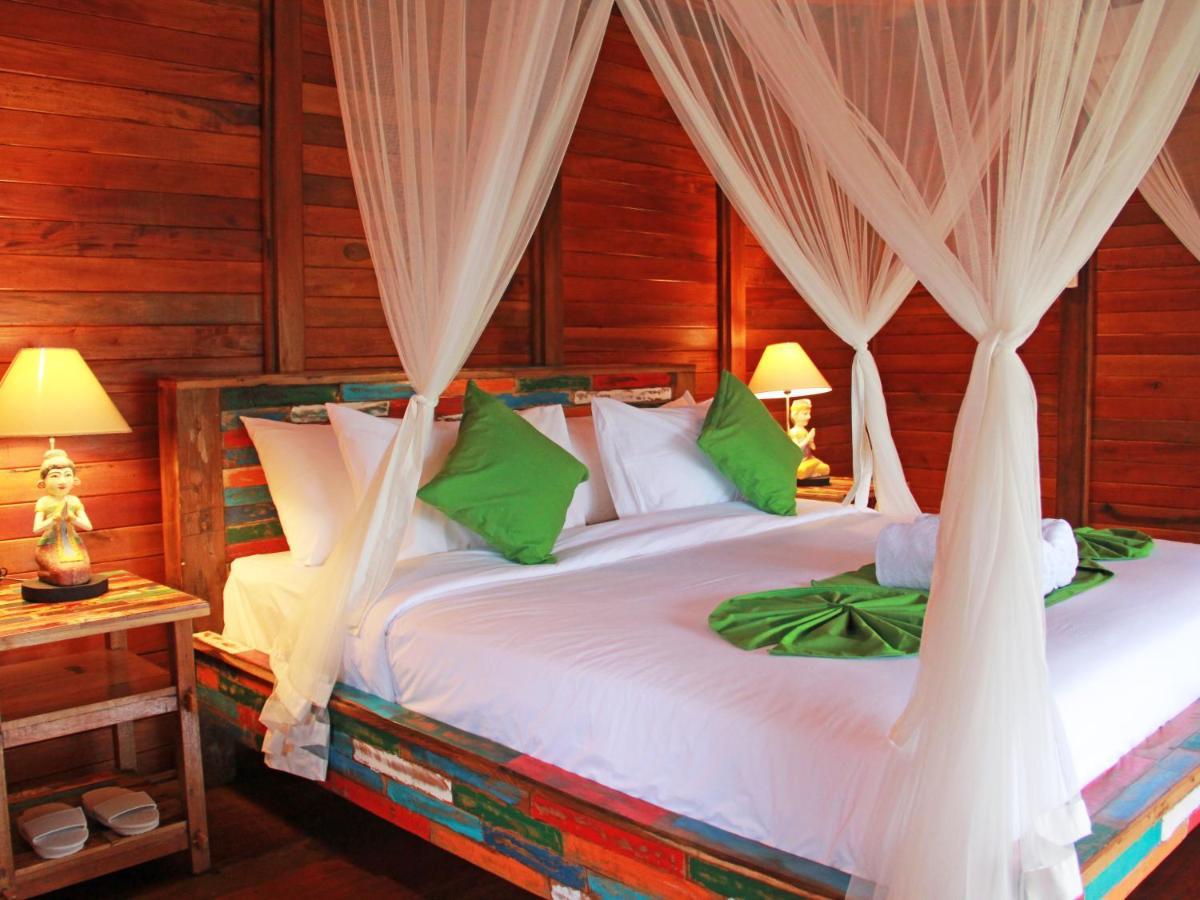 One Bedroom Grand Javanese Joglo Ubud 1 ภายนอก รูปภาพ