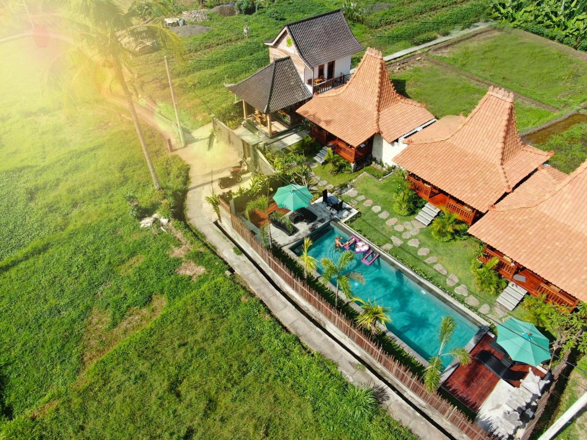 One Bedroom Grand Javanese Joglo Ubud 1 ภายนอก รูปภาพ
